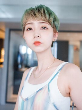 シオン(shion) 似合わせカットホワイトブロンドマロンベージュ_29282