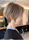 表参道白髪ぼかし上質ナチュラルショートアッシュベージュ40代