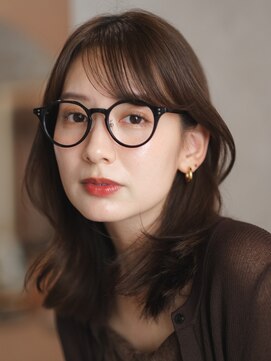 ガーデンヨコハマエスト(GARDEN YOKOHAMA est) ミディアム　レイヤー　外ハネ　前髪　暗めカラー　ワンカール