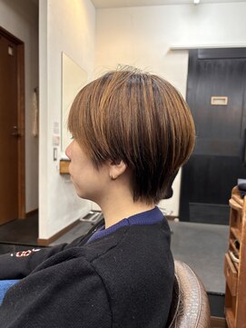 くびれマッシュショート20代30代40代