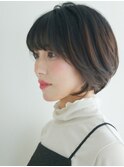 綺麗にまとまる！丸みショートヘア