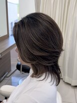 アッシュ 鶴ヶ峰1号店(Ash) 【白髪ぼかしハイライト】ウルフスタイル