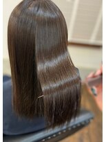 ドール(DOLL)&nbsp;髪質改善ストレート/縮毛矯正