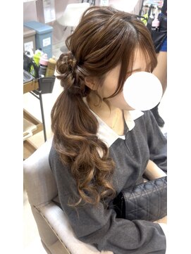 プーペ(pupe) ニンニンヘアー