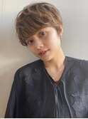 襟足短めのショートヘア