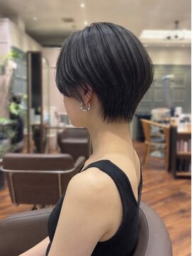 ビュートリアム 梅田(BEAUTRIUM) 黒髪/ショート/ショートボブ/大人女子/梅田