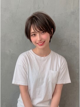 ミラリー 横浜(Mirareee) 大人ショートボブ丸みショートカットマッシュショート前髪あり
