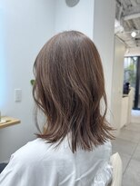 マノハ(manoha) 外はねミディアムヘア