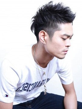 ヴィスト バイ レボ(VIST by REVO) 人気☆ツーブロスタイル【VIST 武田元気】