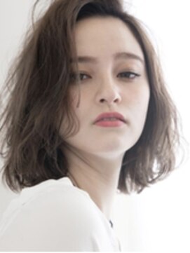 トッカ ヘアアンドトリートメント 難波店 エアリーウェーブ