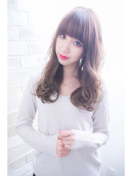 エルサフィロ キタハマ(el zafiro kitahama) 【el zafiro  kitahama】ふんわり　グレージュ　ウェーブ