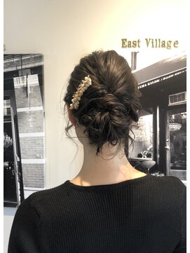 リバレッジ 広尾(Leverage) ラフシニヨンヘアセット