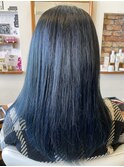 ブルーシルバー×セミロング[ハイライトカラー/インナーカラー]
