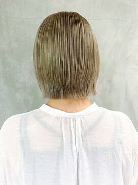 アイティーバイアルバム 藤沢店(IT by ALBUM) ウルフベージュ_くびれヘアビタミンカラー_ba363041