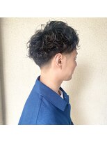 モスト(MocT)&nbsp;ツーブロック×パーマ