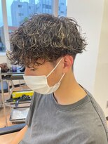 ウェイビーエフティフィフス 横浜西口(WAVEY ft.fifth)&nbsp;波巻きスパイラルパーマツーブロックツイストパーマ無造作パーマ