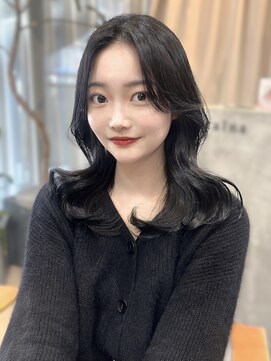 カルナ バイ エルモ(calna by ELMO) 韓国くびれヘア　伸ばし中ミディアム　地毛風グレージュ