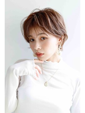 ループ(LOOP) ショートレイヤー　ボブ　透明感