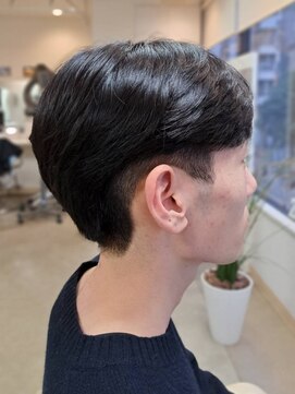 ヘアデザイニング ズーム 飯田橋店(hairdesigning Zoom) 20代30代40代:前髪長めツーブロック