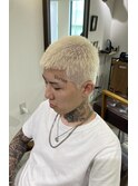ホワイトカラー　オシャレボウズ　バズカット