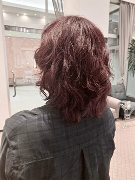 ミック ヘアアンドメイクアップ 高田店(miq Hair&Make up) ピンクバイオレッド/チェリーレッド/秋カラー/暖色系カラー