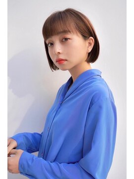 メラク(Merak) ストレートミニボブ×ぱつっとバング