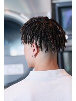 チルチェア 横浜(CHILL CHAIR)&nbsp;コイルカーリーパーマ×スキンフェード <横浜/バーバー/理容室>