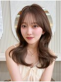 ミディアム　韓国　レイヤー　顔まわり　くびれヘア