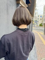 ニュートライズ(NEUTRIZE) ボブ レイヤーボブ 顔周りカット 前髪カット オリーブグレー