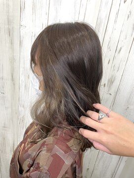 アンダーバーホワイト 南海難波店(_WHITE) インナーカラー