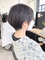 ジーニー 横浜(giinii)&nbsp;20代30代40代_ショートヘア_ブルーブラック【横浜】ryota_hair