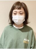 パツンとオン眉×切りっぱなしボブ