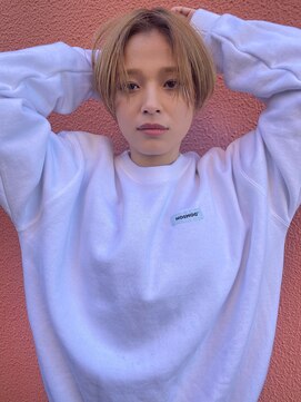 シオン 天神大名(sion) ショートミルクベージュ　天神/大名