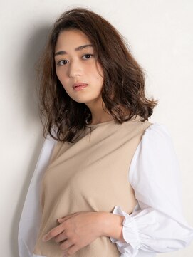 ニーフ 恵比寿(neaf) イメチェン　ホワイトブロンド　外ハネボブ 美髪　ワイドバング