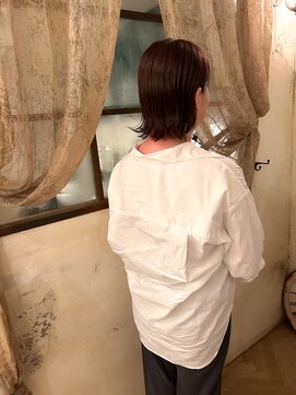 アンテナ(ANTENA) ウェットな質感☆外はねミディアム☆★30代お客様施術後★☆