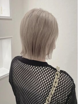 ヘアースペースブルーム リアン 岡町店(HAIR SPACE BLOOM Lien) 【岡町/ケアブリーチ】ハイトーン/ミルクティベージュ