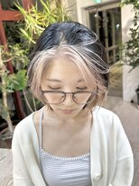 ヲタク(wotaku.)&nbsp;フェイスフレーミングミルクティーベージュホワイトベージュ