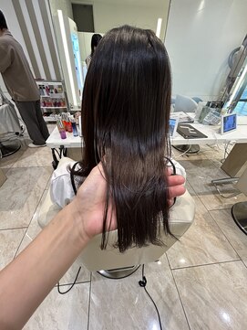 ケンジ 平塚 アネッタ(KENJE annetta) 絡まる大人髪がツヤツヤサラサラ髪へ