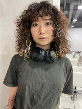 フェンヘアーアイス 中目黒(Fen.hair ici) 20代30代くるくるハードパーマボリュームパーマ