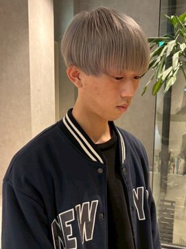 メンズサロン ブロック(Men's Salon bloc) ブロンドカラー マッシュショート ブリーチ ハイトーン ツヤ髪