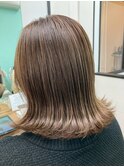 派手すぎない「白髪ぼかし」