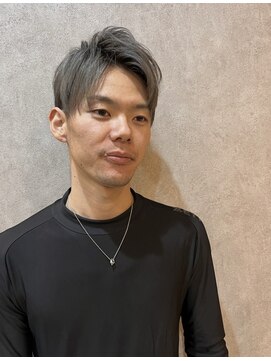 コンフィバイアーティス(Confi by Artis) ハイトーンアップバング