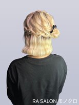 アールエーサロンモノクロ 秋葉原(RA SALON モノクロ)&nbsp;【お呼ばれヘア】ショートハーフアップ