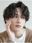渋谷波巻きパーマ束感ツイストスパイラル無造作メンズパーマ色気