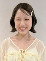 ラミエバイメルト 下北沢(lamie by melt)&nbsp;ミントベージュ切りっぱなしボブオン眉前髪カット顔周り下北沢