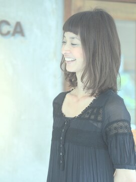 ヘルベチカ・ヘア(Helvetica hair) yamyam