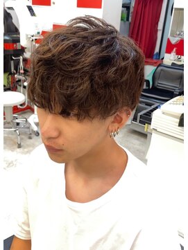 ガジロウ 美容室 蛾次郎 スパイラルマッシュ