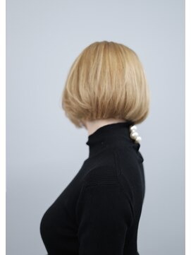 ノード(NODO) 冬のハイトーンボブ