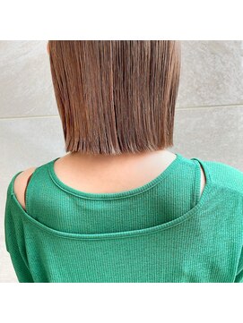 ジジ 代々木(Gigi) [代々木]ナチュラルピンクスイートAラインの甘辛ショートボブ