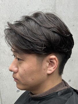 フイ 代々木(Hui) ハイトーンカラー/マッシュパーマ/アースカラー/men's/